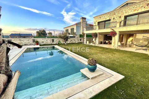 6+1 Villa à Cesme, Turkey No. 75896 1