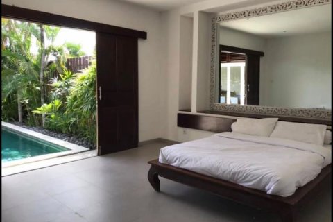 2 bedrooms Villa in Kerobokan, Indonesia No. 23429 5