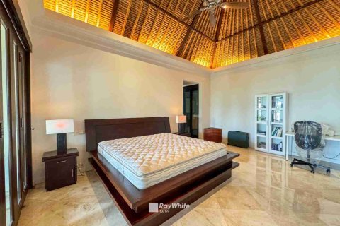 3 bedrooms Villa in Jimbaran, Indonesia No. 23426 3