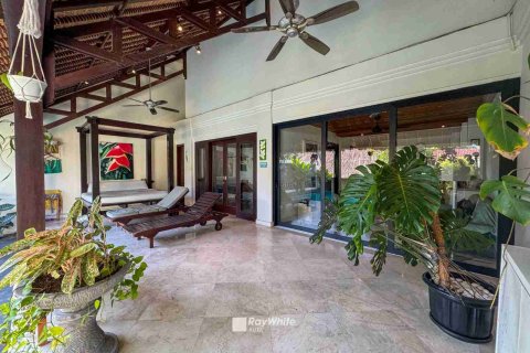 3 bedrooms Villa in Jimbaran, Indonesia No. 23426 1