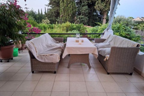 275m² Villa à Athens, Greece No. 48377 15