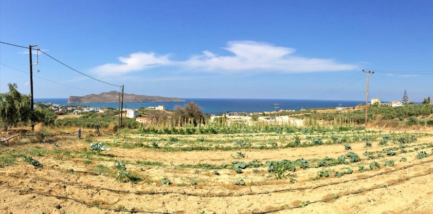 5500m² Land en Chania, Greece No. 60070