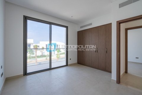 4 dormitorios Villa en  Yas Island, UAE No. 4780 21