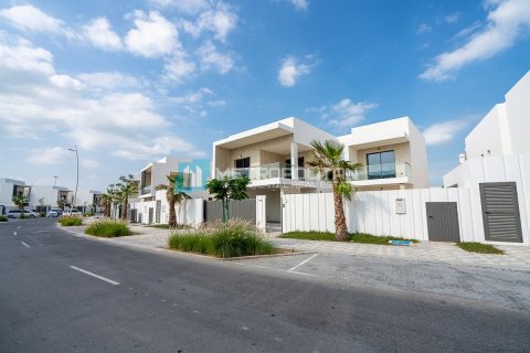 4 dormitorios Villa en  Yas Island, UAE No. 4780 28