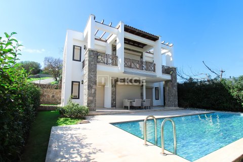 4+1 Villa in Bodrum, Turkey No. 19743 15