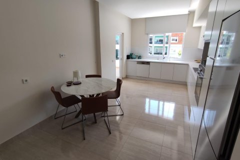 4+1 Apartment en Oba, Turkey No. 10850 15