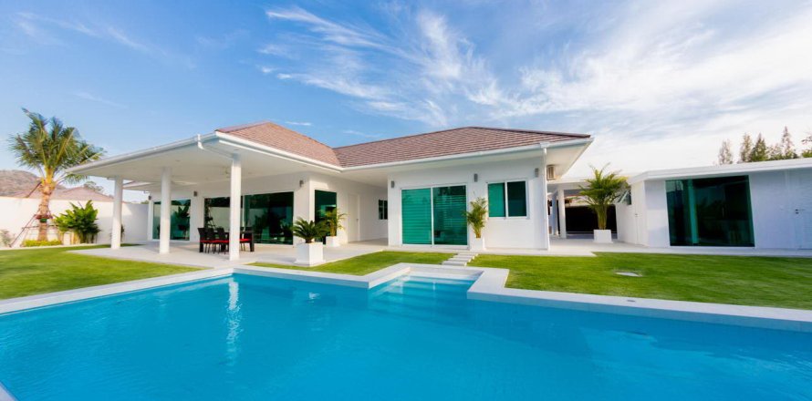 3 dormitorios Villa en Hua Hin, Thailand No. 994