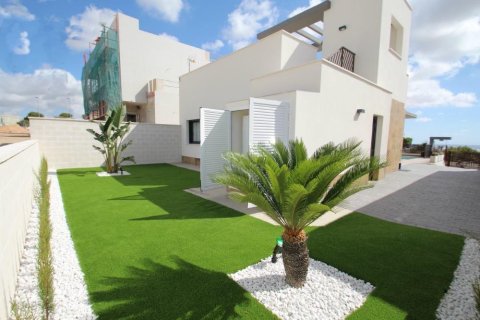 160m² Villa en Campoamor, Spain No. 27671 4