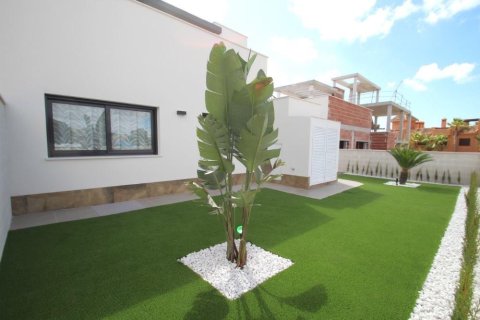 160m² Villa en Campoamor, Spain No. 27671 3