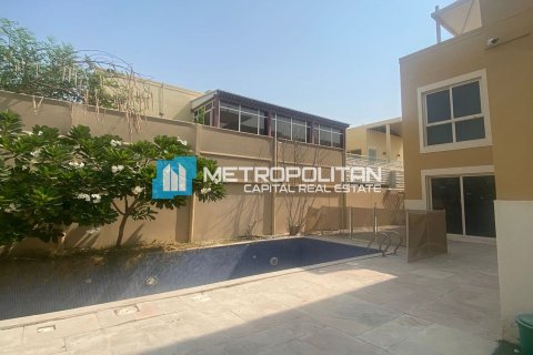 5 dormitorios Villa en Al Raha Gardens, UAE No. 10376 3