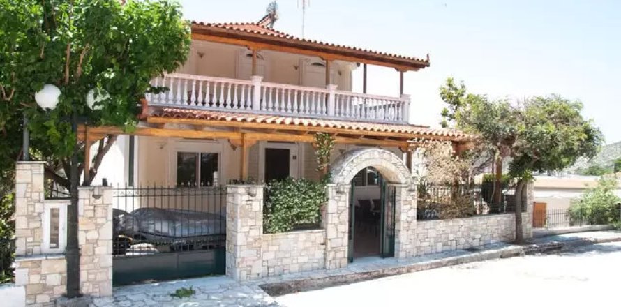 5 dormitorios House en Loutraki, Greece No. 55323