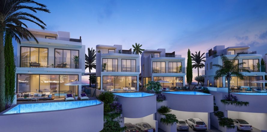 4 bedrooms Villa in Paphos, Cyprus No. 37677