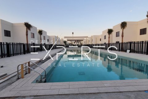 2 bedrooms Townhouse on the Yas Island, UAE No. 9686 21