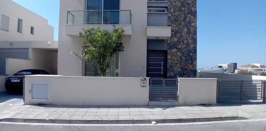 6 dormitorios House en Mesa Geitonia, Cyprus No. 63445