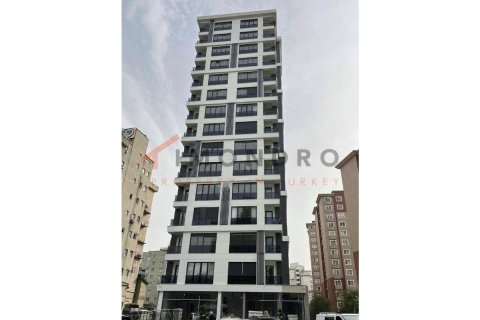 3+1 Apartment in Kadikoy, Turkey No. 21386 1