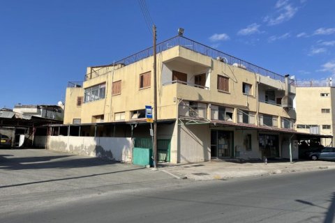 736m² Commercial property à Larnaca, Cyprus No. 48109 2