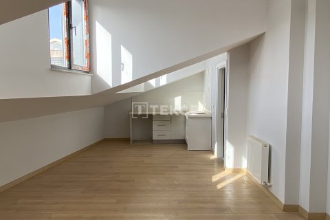 2+1 Penthouse en Istanbul, Turkey No. 17599 7