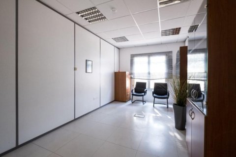 2675m² Commercial property en Nicosia, Cyprus No. 48127 5