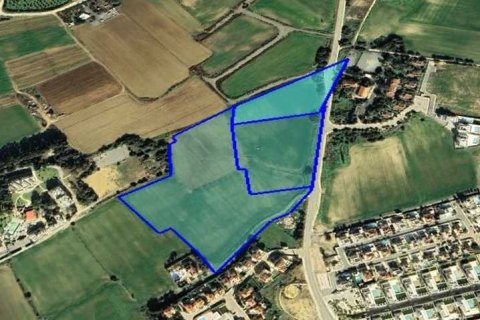 45345m² Land in Pervolia, Cyprus No. 64440 1