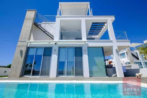 5 bedrooms Villa in Protaras, Cyprus No. 63197 1