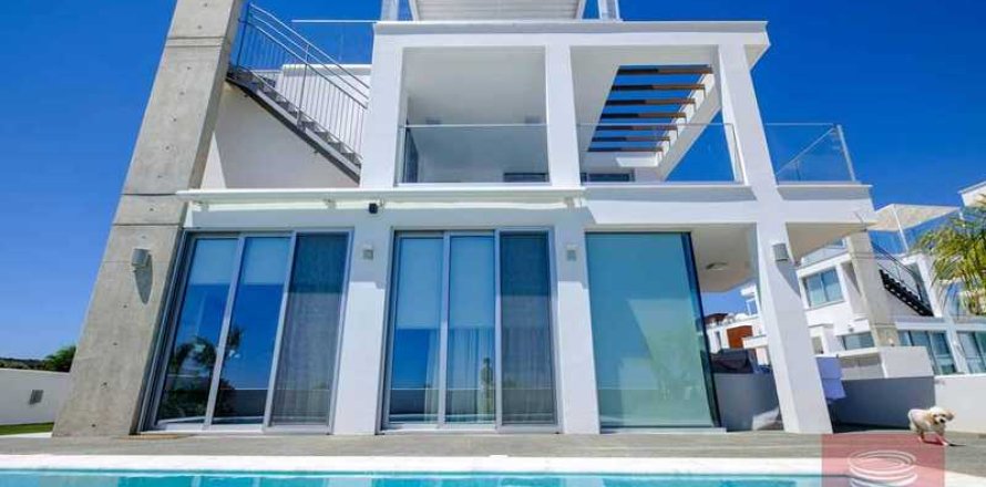 5 bedrooms Villa in Protaras, Cyprus No. 63197