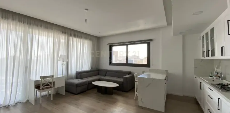 2 dormitorios Apartment en Germasogeia, Cyprus No. 40528