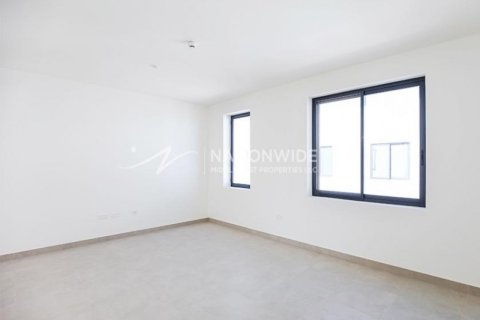 2 bedrooms Apartment in Al Ghadeer, UAE No. 3743 5