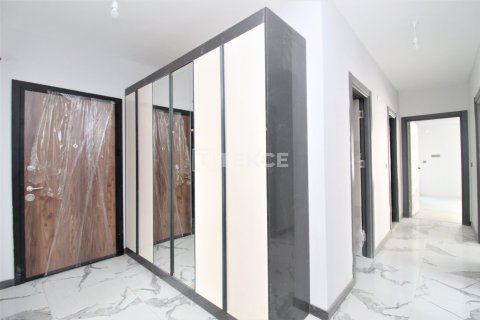 3+1 Apartment in Bursa, Turkey No. 11313 3