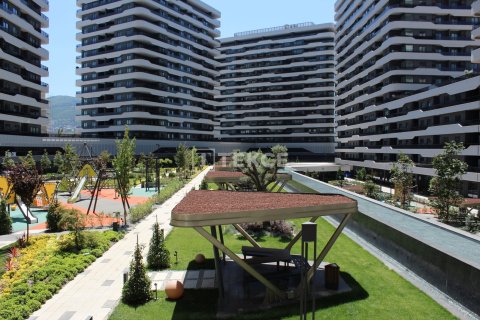 3+1 Apartment en Bursa, Turkey No. 11310 13