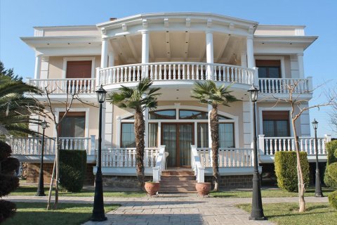 4 bedrooms Villa in Katerini, Greece No. 58944 2