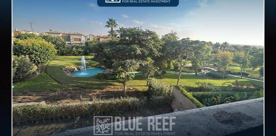 6 bedrooms Villa in Lake View, Egypt No. 38724