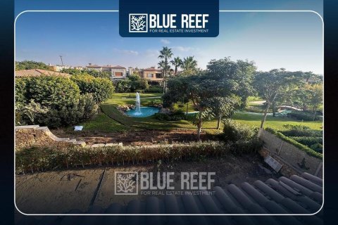 6 bedrooms Villa in Lake View, Egypt No. 38724 3