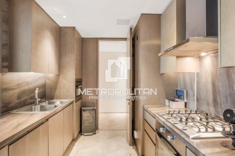 Квартира с 2 спальнями в FIVE Palm Jumeirah, ОАЭ №7688 17