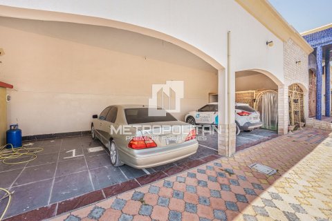 8 bedrooms Villa in Ras Al Khaimah, UAE No. 7690 30