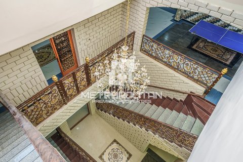 8 bedrooms Villa in Ras Al Khaimah, UAE No. 7690 11