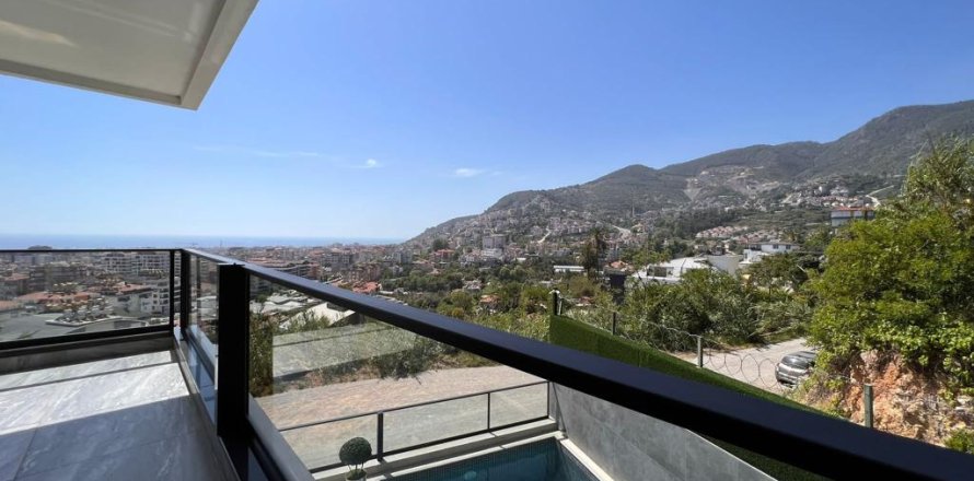 4+1 Apartment en Alanya, Turkey No. 15861