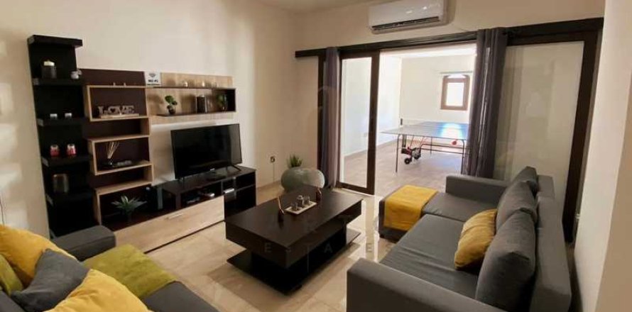 3 bedrooms Apartment in Kato Polemidia, Cyprus No. 76321