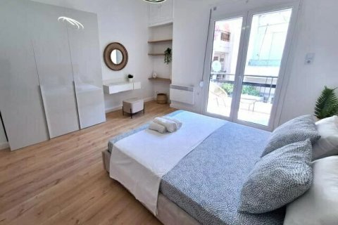 3 bedrooms Maisonette in Piraeus, Greece No. 54649 10