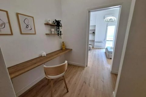 3 bedrooms Maisonette in Piraeus, Greece No. 54649 17