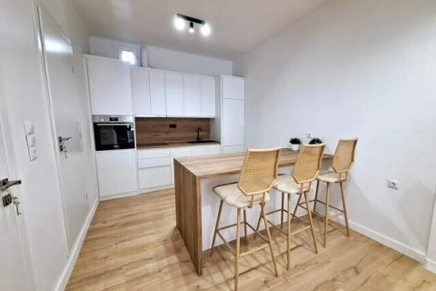 3 bedrooms Maisonette in Piraeus, Greece No. 54649 6