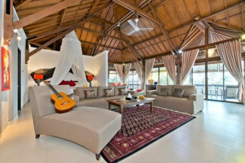 4 dormitorios Villa en Canggu, Indonesia No. 23005 8