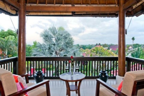 4 bedrooms Villa in Canggu, Indonesia No. 23005 9