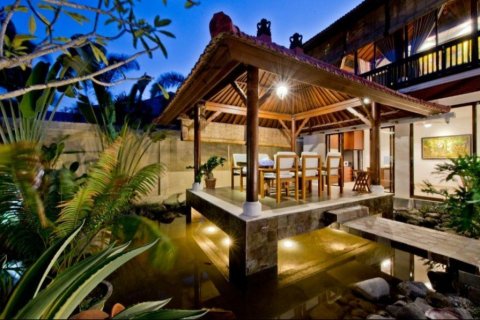 4 bedrooms Villa in Canggu, Indonesia No. 23005 11