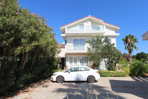 3+1 Villa en Belek, Turkey No. 45870 9