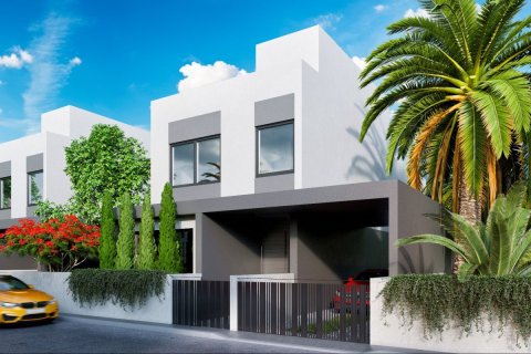 4 bedrooms House in Chloraka, Cyprus No. 37239 6