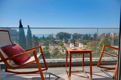 3 bedrooms Apartment in Agios Tychonas, Cyprus No. 77492 8