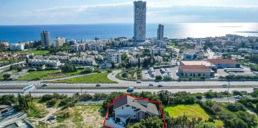 4 dormitorios House en Mouttagiaka, Cyprus No. 29139