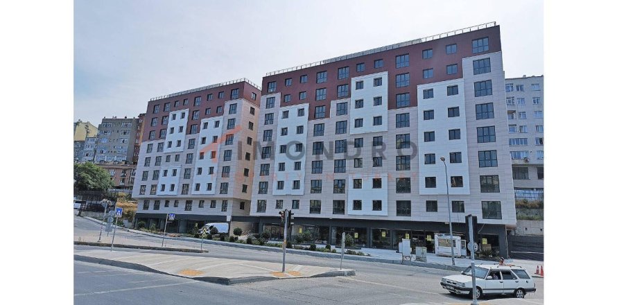 1+1 Appartement à Kâğıthane, Turkey No. 17317