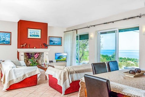 3 bedrooms Villa in Corfu, Greece No. 57996 8