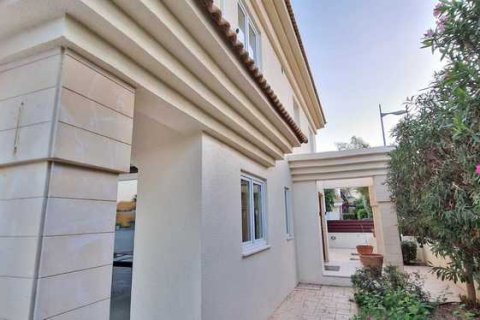 3 bedrooms Villa in Paralimni, Cyprus No. 71906 6